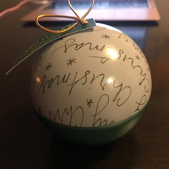 NEW Target Bullseye Playground Cypress & Cedar Ornament Candles - Picture 4 of 5